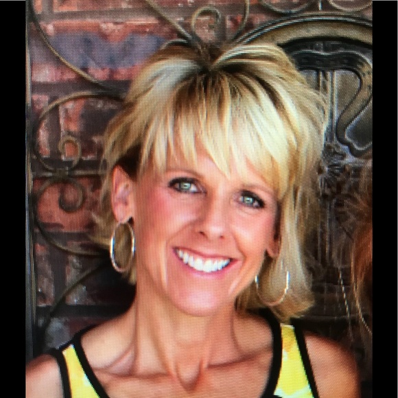 Meet your Posher, Wendy - Picture 1 of 1